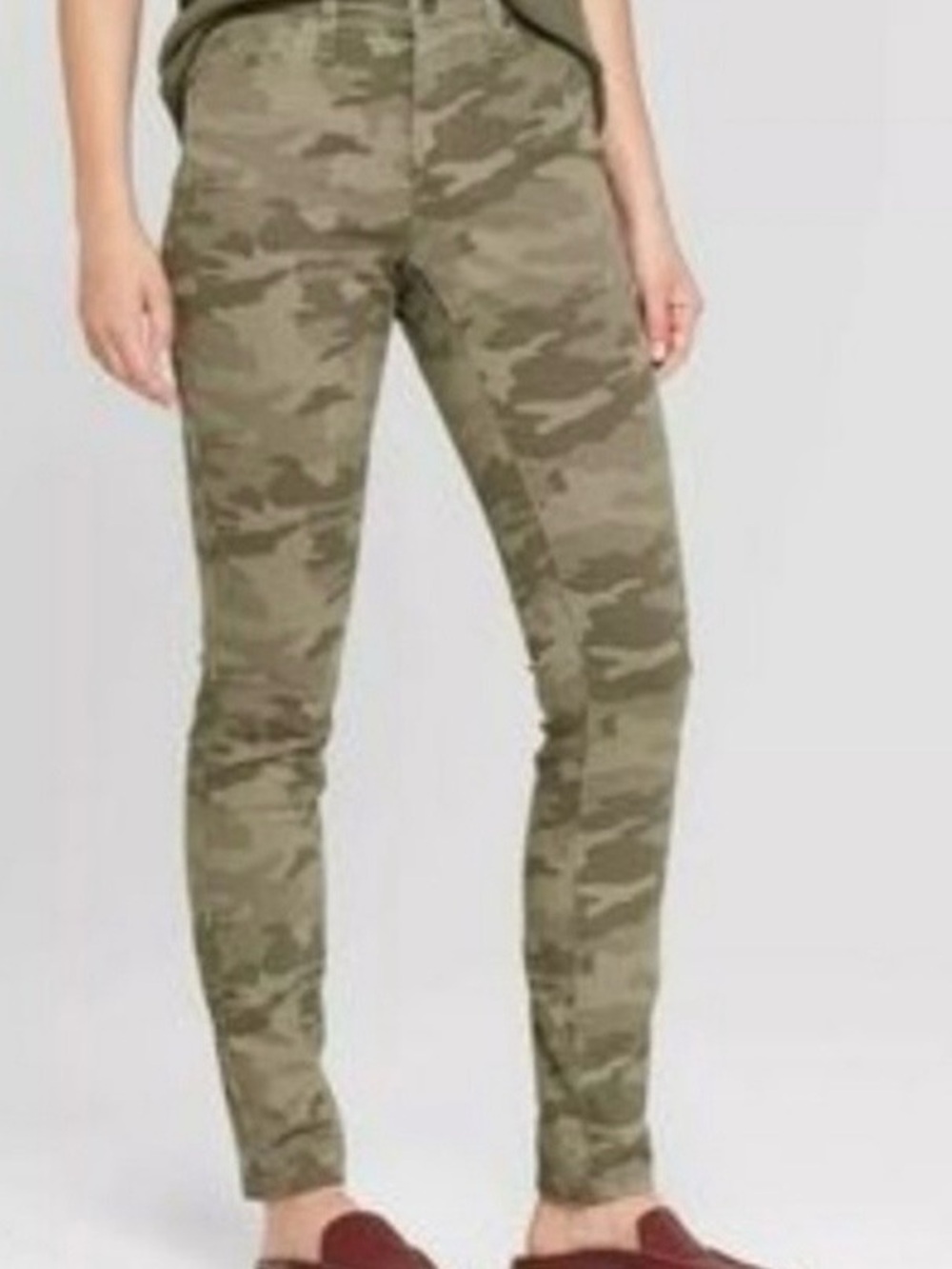 Universal Thread Olive Green Camo Denim Pants 8/29